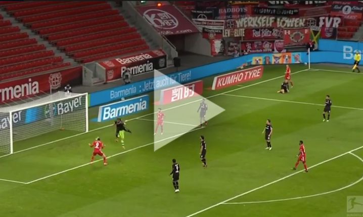 Lewandowski STRZELA GOLA z Leverkusen! 1-1 [VIDEO]